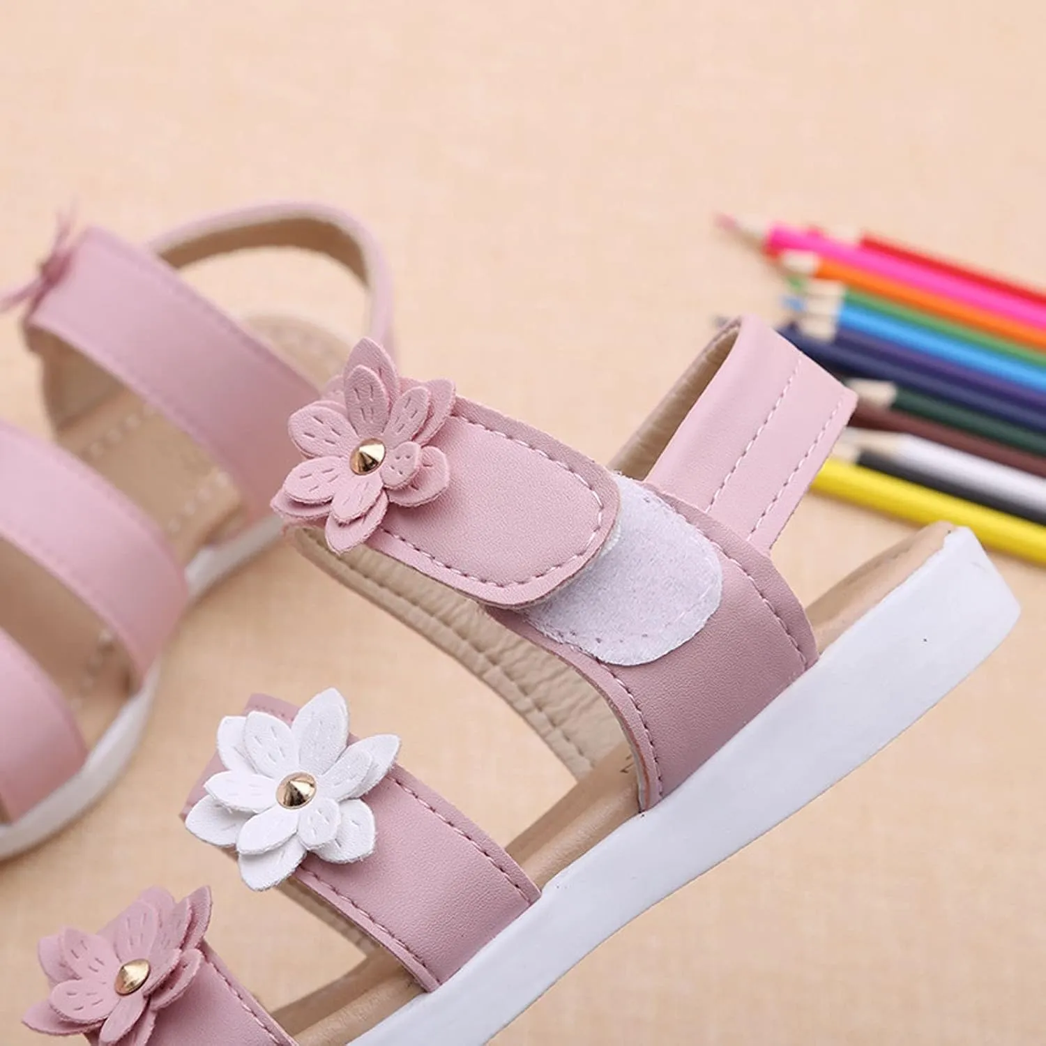 Girls Open Toe Flowers Sandals Summer Cute Beach Play Flat Shoes for Kids Soft Sole Wedding Party Prom Shoes