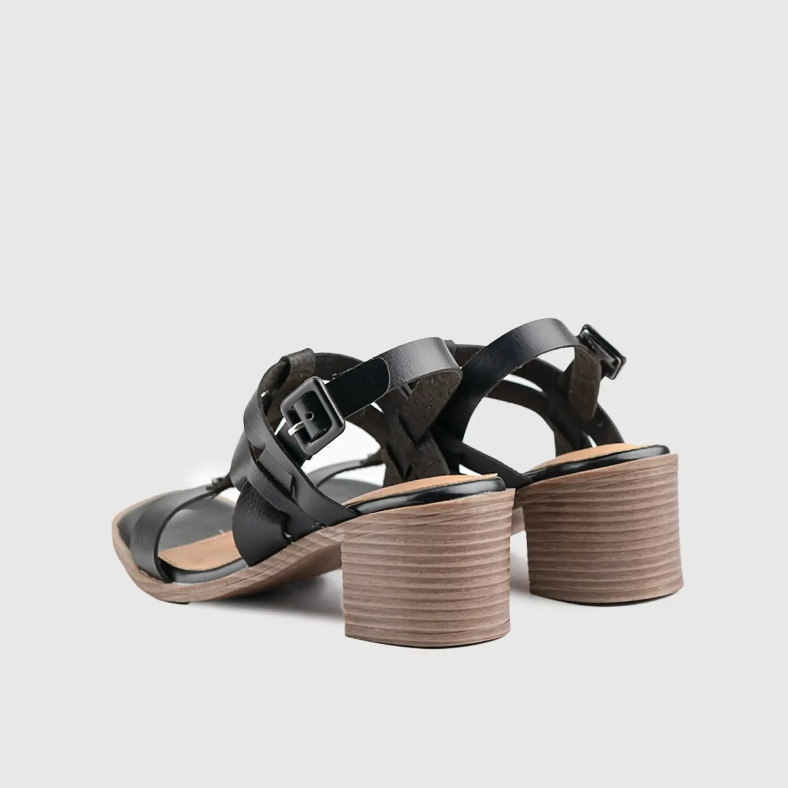 Soft Style Abigail Block Heel Sandal Black 01493