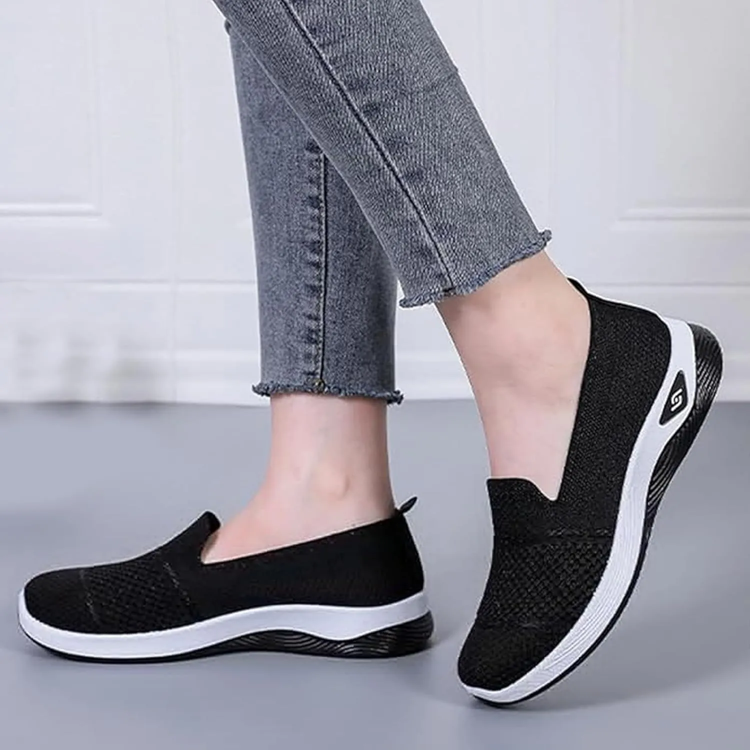 Walking Shoes for Women Arch Support Orthopedic Sneakers Lightweight Mesh Breathable Slip-On Sneakers Non-Slip Comfortable Diabetic Shoes Athletic Tennis Shoe Casual Loafers